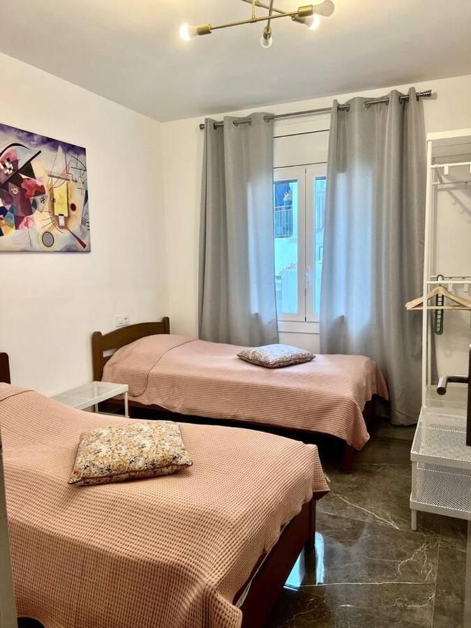 Amplio Apartamento Tranquilo Cerca De La Playa Росас Экстерьер фото